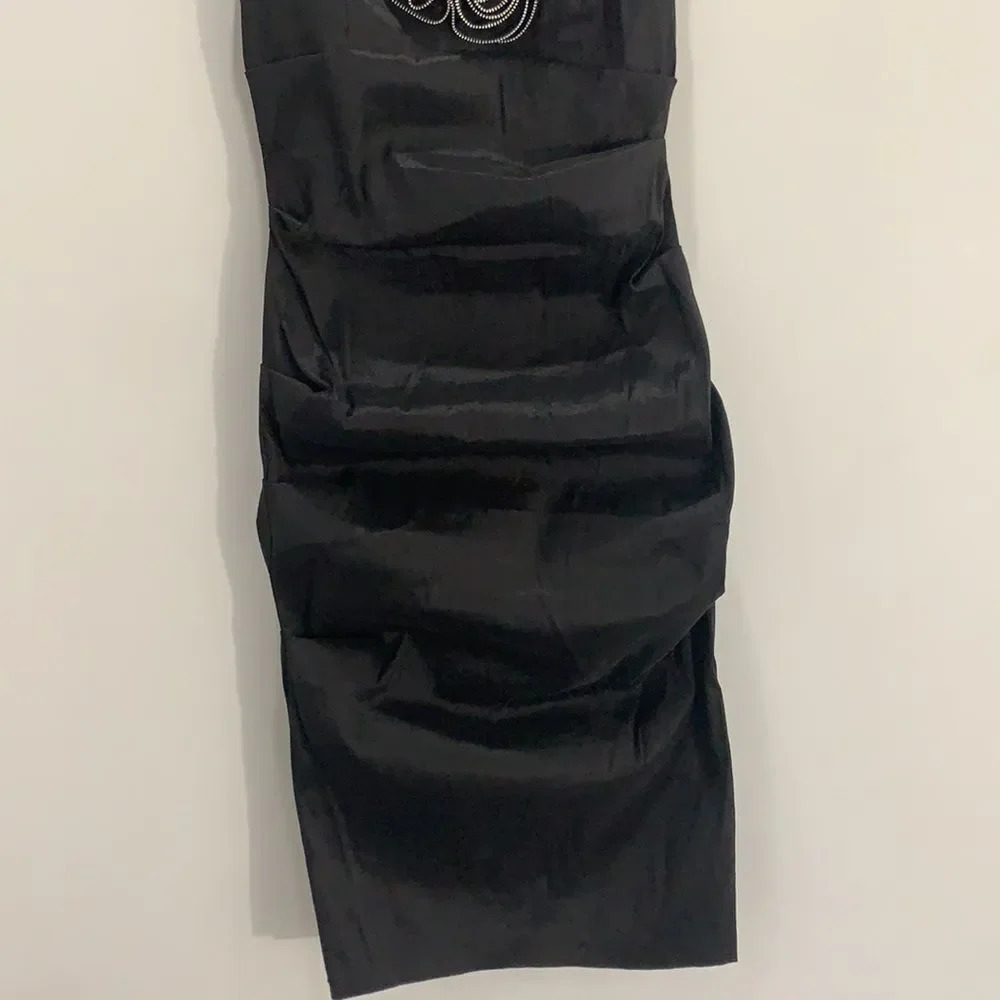 Betsy & Adam Women’s black with rose design sleeveless knee length dress size 4 - Picture 5 of 9